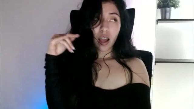 Image 8 of oliviaaa__ Stream on Chaturbate on 2 days ago