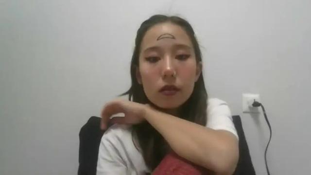 Image 12 of oliviabeer Stream on Chaturbate on 17 months ago
