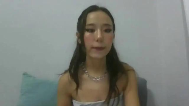 Image 4 of oliviabeer Stream on Chaturbate on 17 months ago