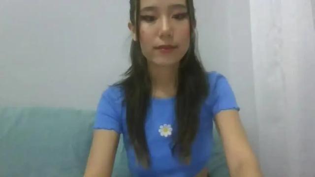 Image 12 of oliviabeer Stream on Chaturbate on 16 months ago