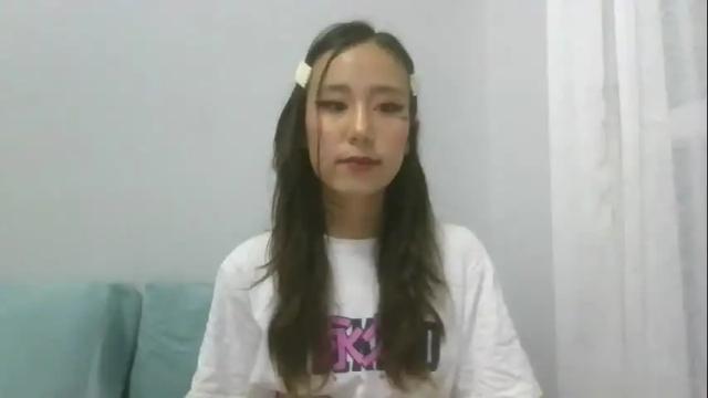 Image 11 of oliviabeer Stream on Chaturbate on 16 months ago
