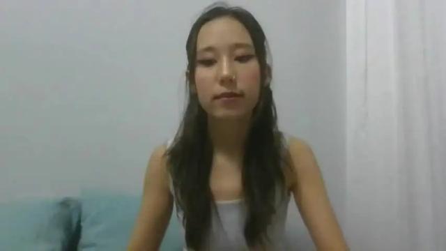 Image 11 of oliviabeer Stream on Chaturbate on 16 months ago