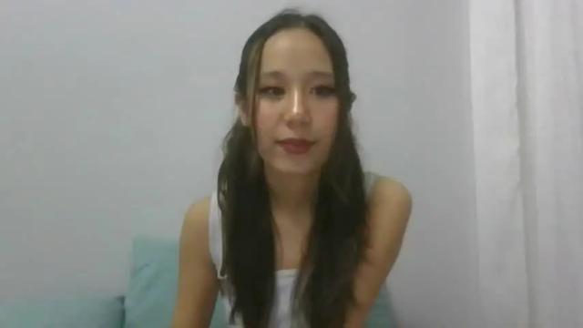 Image 2 of oliviabeer Stream on Chaturbate on 16 months ago