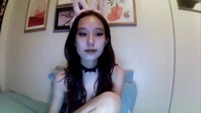 Image 11 of oliviabeer Stream on Chaturbate on 13 months ago