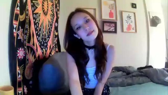 Image 6 of oliviabeer Stream on Chaturbate on 13 months ago