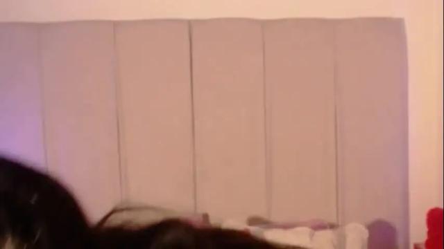 Image 12 of oliviabeneett Stream on Chaturbate on 2 months ago