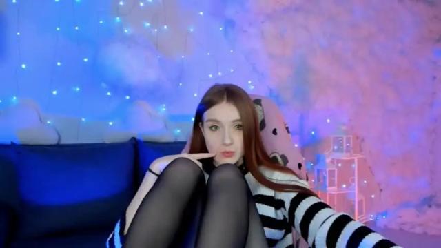 Image 12 of oliviabexley Stream on Chaturbate on 19 months ago