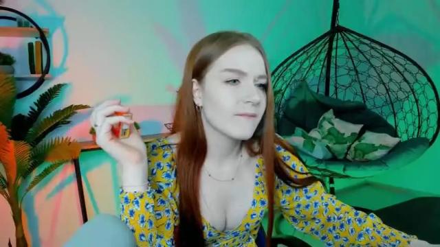 Image 12 of oliviabexley Stream on Chaturbate on 18 months ago