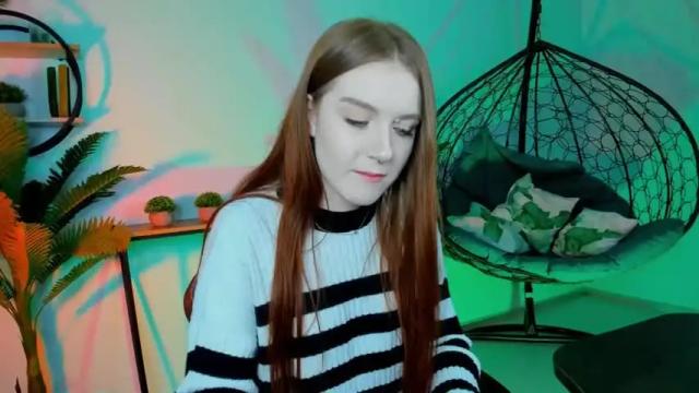 Image 3 of oliviabexley Stream on Chaturbate on 18 months ago