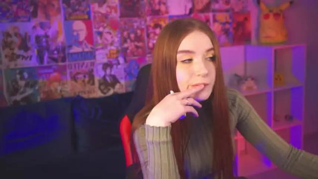 Image 3 of oliviabexley Stream on Chaturbate on 18 months ago