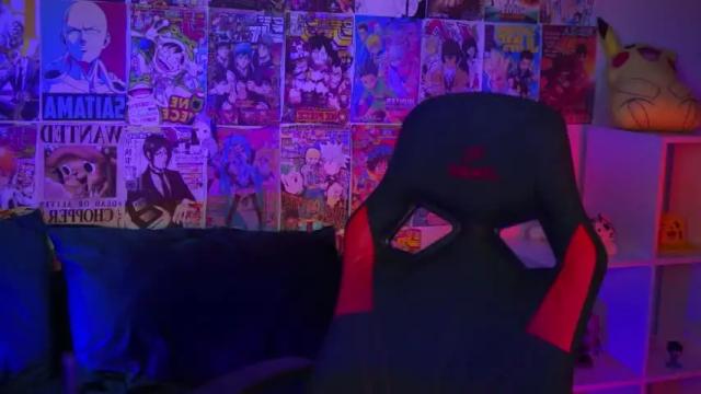 Image 4 of oliviabexley Stream on Chaturbate on 15 months ago