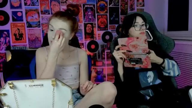 Image 4 of oliviabexley Stream on Chaturbate on 16 months ago