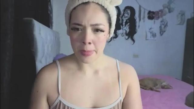 Image 2 of oliviabluee10 Stream on Chaturbate on 29 days ago