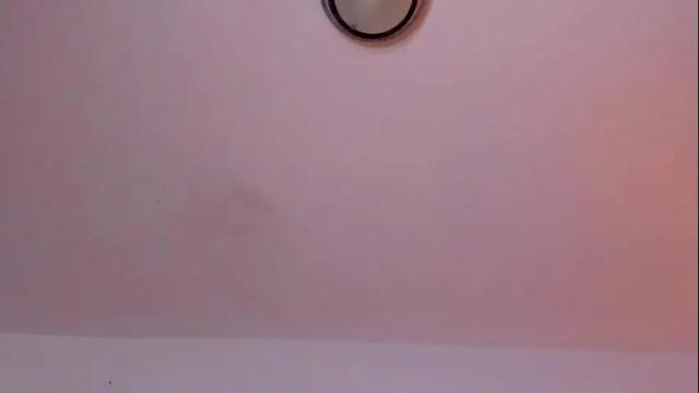 Image 8 of oliviabrady1 Stream on Chaturbate on 3 months ago