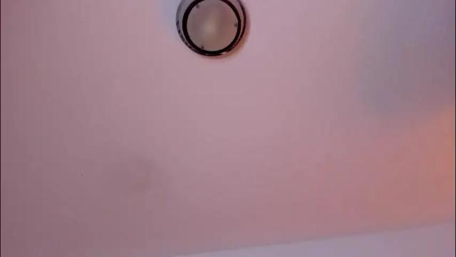 Image 7 of oliviabrady1 Stream on Chaturbate on 3 months ago