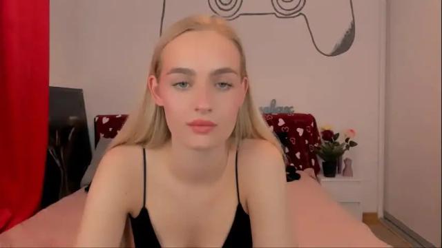 Image 3 of oliviahappy Stream on Chaturbate on 23 days ago