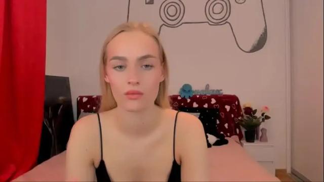 Image 7 of oliviahappy Stream on Chaturbate on 23 days ago