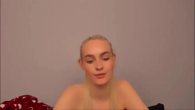 Image 10 of oliviahappy Stream on Chaturbate on 2 months ago