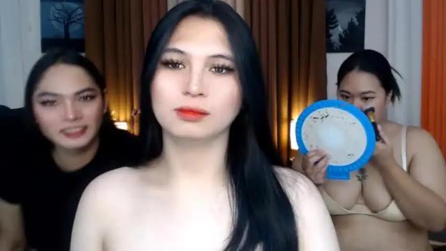 Image 3 of oliviahollywood Stream on Chaturbate on 15 months ago