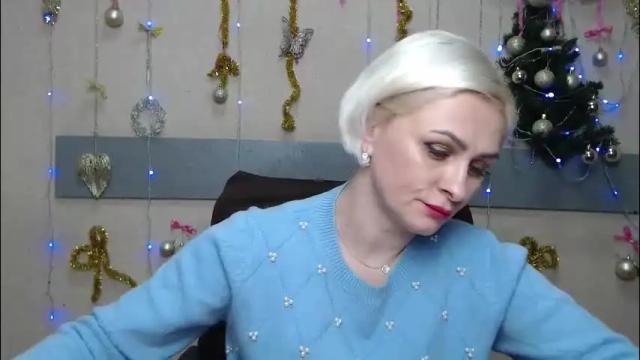 Image 10 of oliviahorst Stream on Chaturbate on 18 days ago