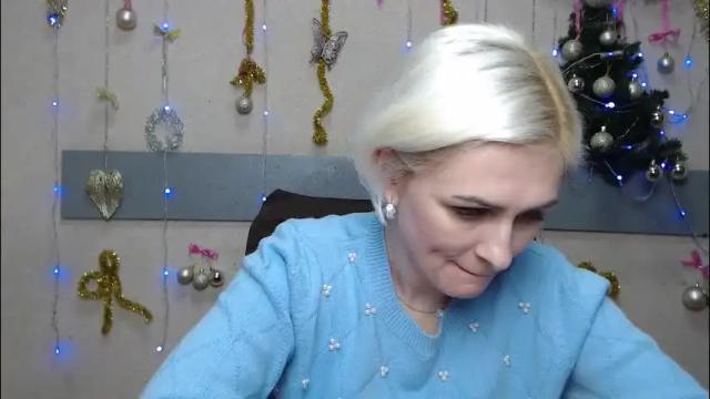 Image 12 of oliviahorst Stream on Chaturbate on 18 days ago