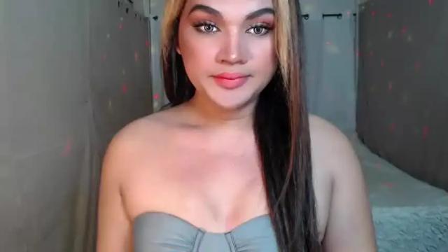 Image 7 of oliviahot22 Stream on Chaturbate on 14 months ago