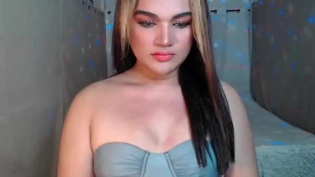 Image 8 of oliviahot22 Stream on Chaturbate on 14 months ago