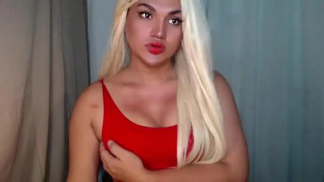 Image 3 of oliviahot22 Stream on Chaturbate on 10 months ago