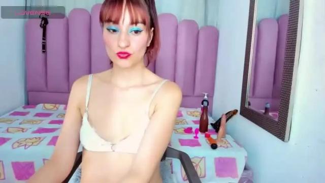 Image 4 of oliviahottits Stream on Chaturbate on 14 months ago