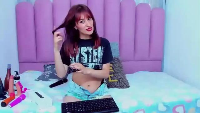 Image 8 of oliviahottits Stream on Chaturbate on 14 months ago
