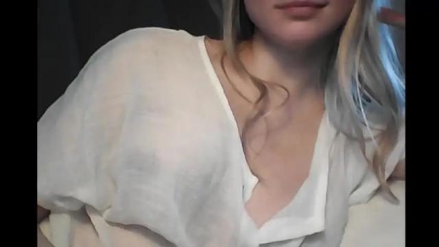 Image 8 of olivialovesex828 Stream on Chaturbate on 25 days ago