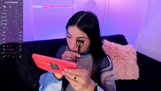 Thumbnail 1, oliviamcneil's Stream at Chaturbate, 23 months ago