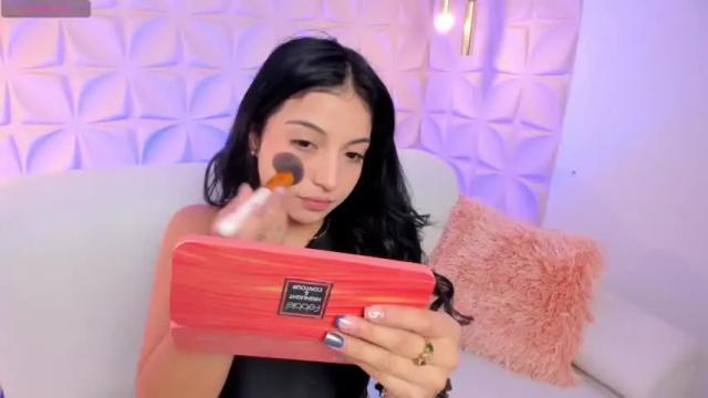 Thumbnail 1, oliviamcneil's Stream at Chaturbate, 23 months ago