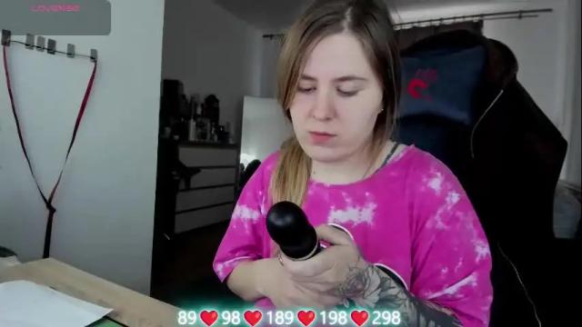 Image 2 of oliviamunk Stream on Chaturbate on 1 month ago
