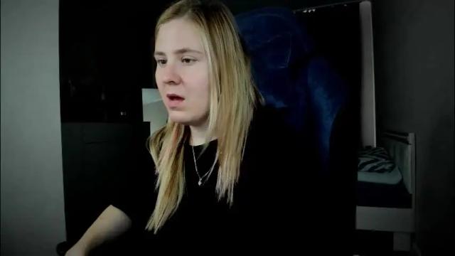 Image 2 of oliviamunk Stream on Chaturbate on 2 months ago