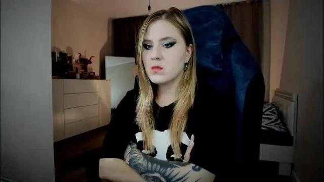 Image 3 of oliviamunk Stream on Chaturbate on 1 month ago