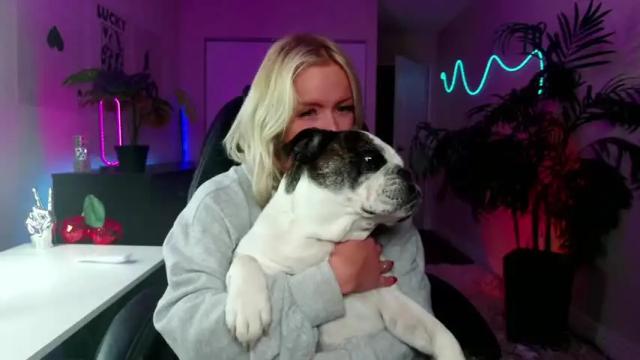 Thumbnail 1, oliviaowens's Stream at Chaturbate, 3 months ago