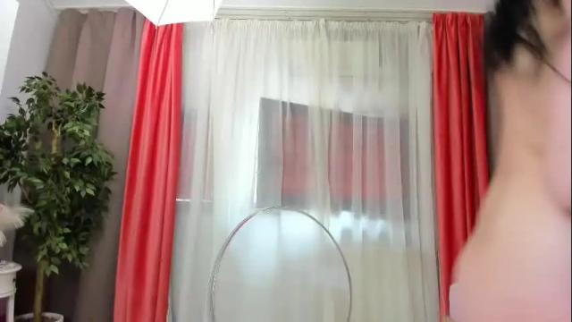 Image 12 of oliviarimes Stream on Chaturbate on 18 days ago