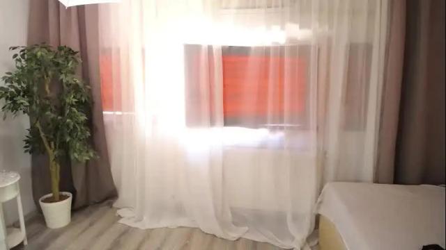 Image 2 of oliviarimes Stream on Chaturbate on 25 days ago