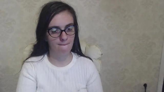 Image 10 of oliviasager Stream on Chaturbate on 18 months ago