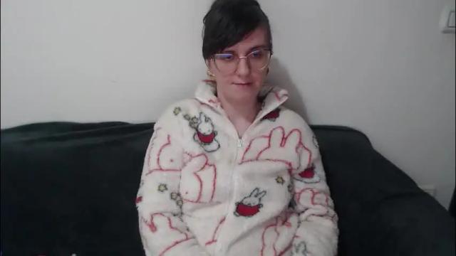 Image 7 of oliviasager Stream on Chaturbate on 27 days ago