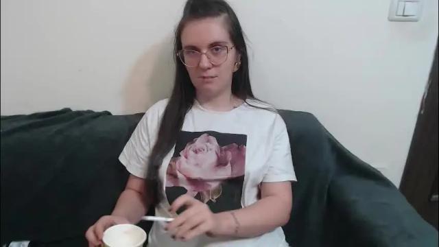 Image 11 of oliviasager Stream on Chaturbate on 23 days ago