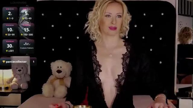 Image 8 of oliviashaw23 Stream on Chaturbate on 9 days ago