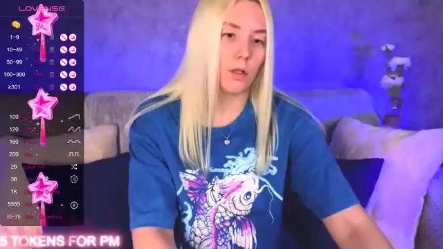 Image 2 of oliviashepard Stream on Chaturbate on 21 months ago