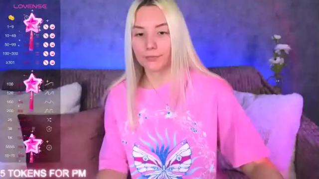 Image 11 of oliviashepard Stream on Chaturbate on 21 months ago