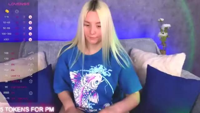 Image 11 of oliviashepard Stream on Chaturbate on 21 months ago