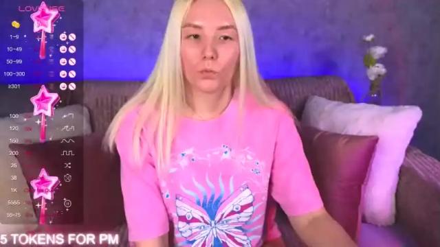 Image 10 of oliviashepard Stream on Chaturbate on 20 months ago