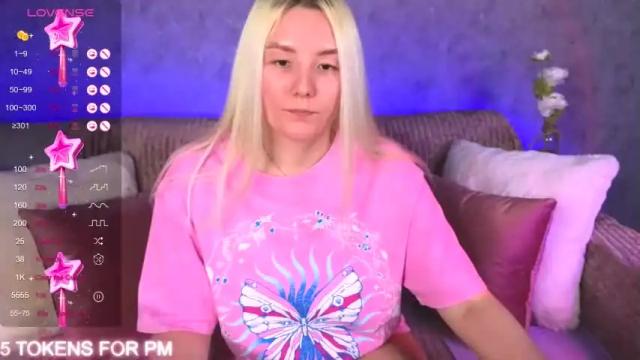 Image 7 of oliviashepard Stream on Chaturbate on 20 months ago