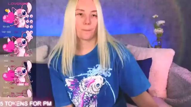 Image 12 of oliviashepard Stream on Chaturbate on 20 months ago