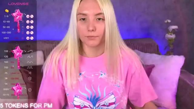 Image 7 of oliviashepard Stream on Chaturbate on 20 months ago